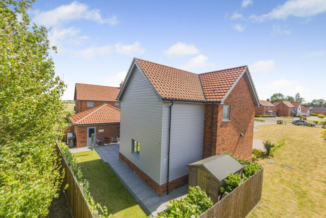 8654798-exterior1...