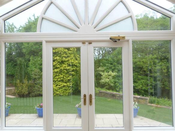 REAR GARDEN VIEW