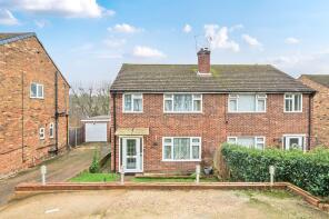 20, Nutkins Way, Chesham HP5 2BE