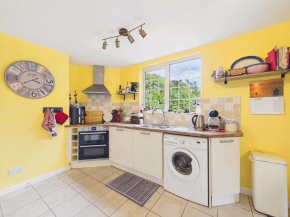 2 bed End of Terrace for sale Image 4