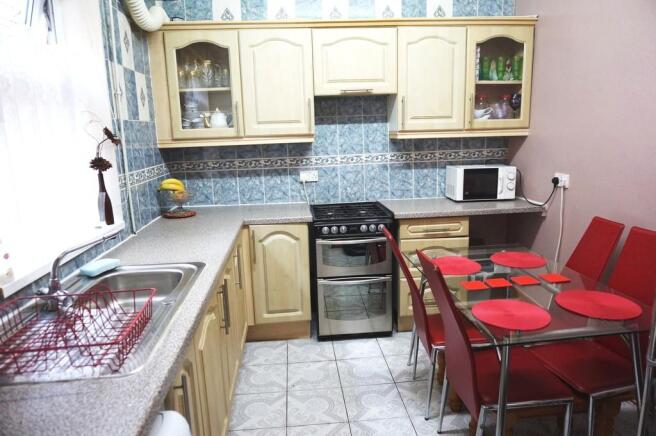BREAKFAST KITCHEN