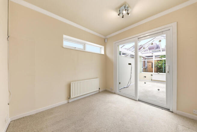 2 bed Semi-Detached Bungalow for sale Image 12