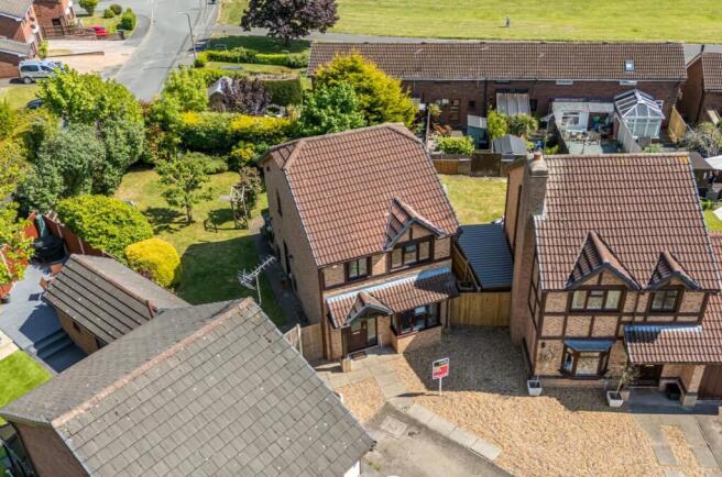 Blackmore Grove, Whitchurch. photo 4