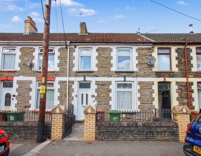 Wingfield Crescent, Llanbradach, Caerphilly, CF83 3NU