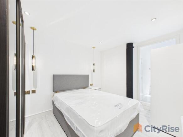 1 bed Apartment to rent Image 11