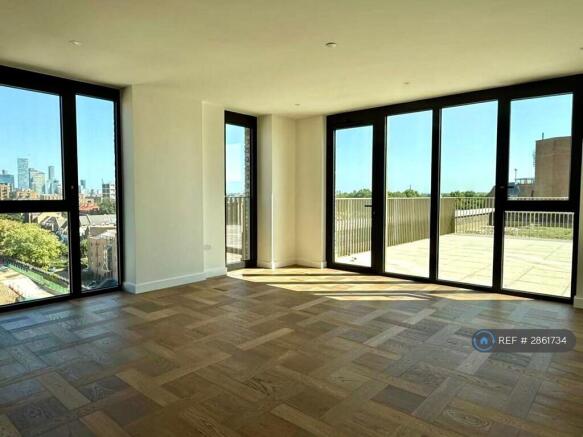 Living Room (Unfurnished)