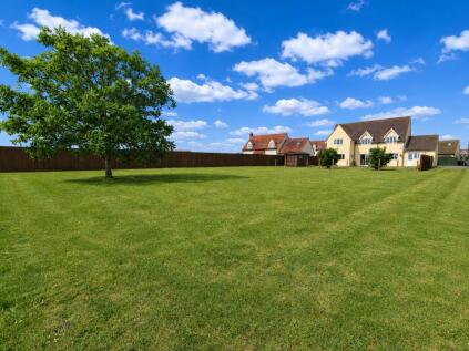 High Road, Great Finborough, Stowmarket, Suffolk, IP14