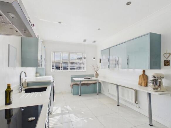Kitchen/Breakfast Room