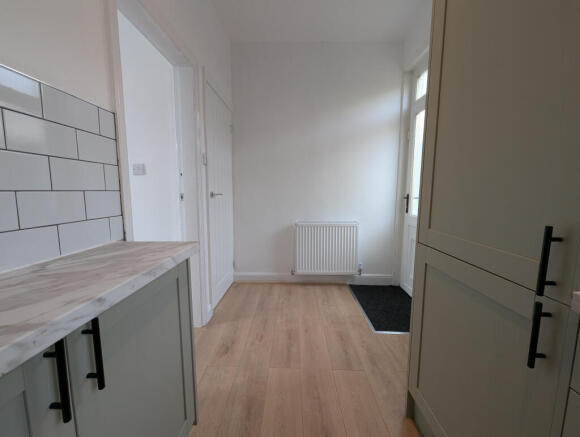 3 bed End of Terrace to rent Image 7