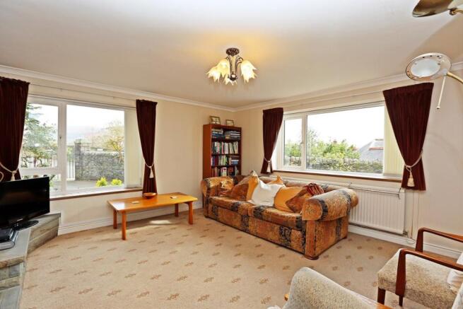 Dual aspect Lounge