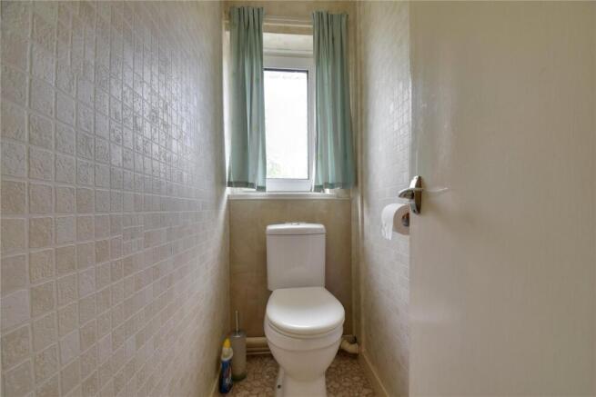 3 bed Semi-Detached for sale Image 10