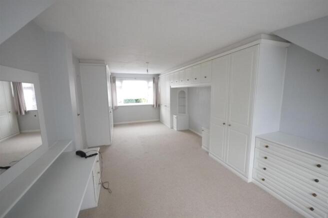 Bedroom 1:-