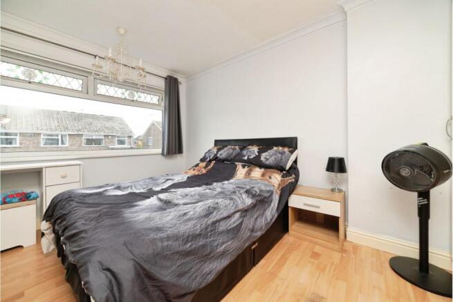 3 bed Semi-Detached for sale Image 12