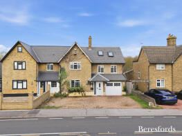 2, Franks Cottages, St Marys Lane, Upminster RM14 3NU