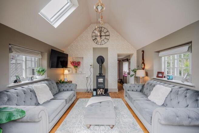 3 bed Detached for sale Image 5