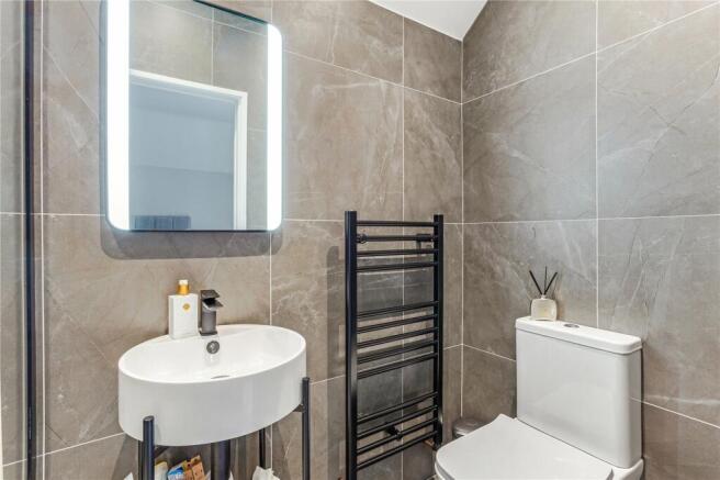 Guest En-Suite