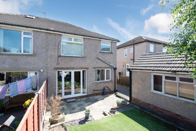 3 bed Semi-Detached for sale Image 12