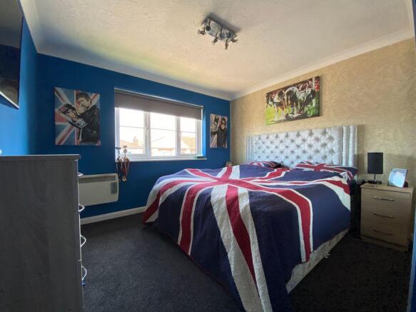 Bedroom 1 (Double)