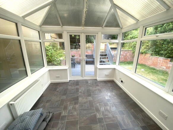 3 bed Semi-Detached for sale Image 9