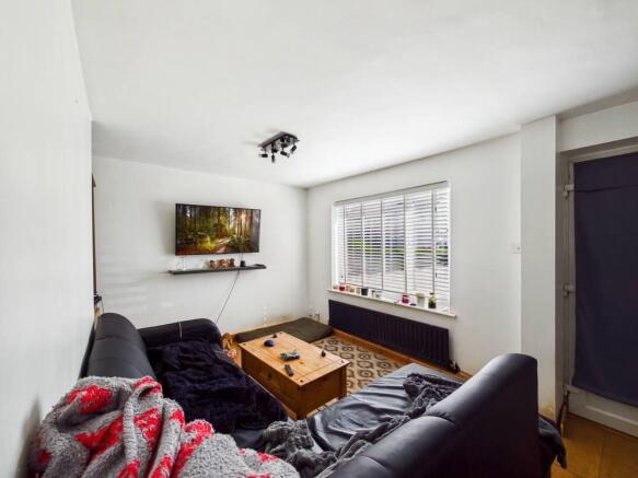 3 bed Semi-Detached for sale Image 5