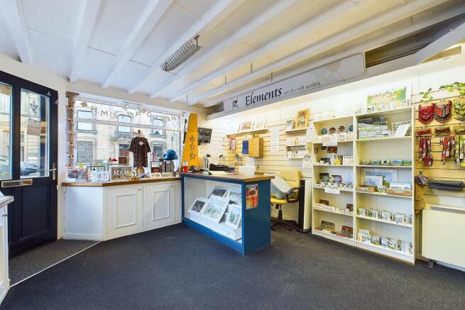 CAM04201G0-PR0026-STILL008