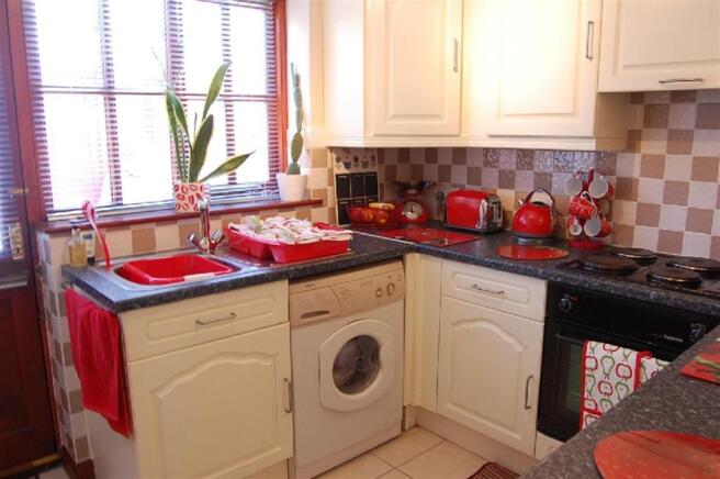 Kitchen: