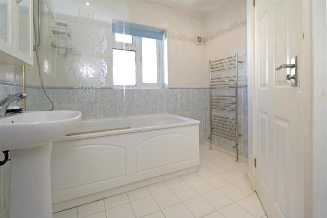 Additional Family Bathroom