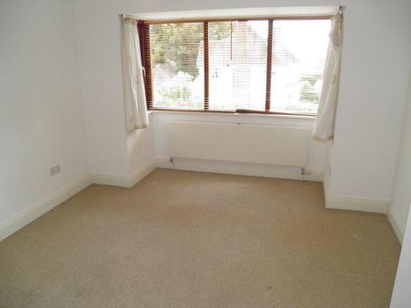 2nd bedroom