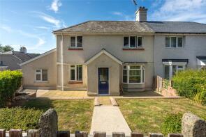 17, Penlon Gardens, Bangor LL57 1AQ