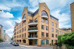 Flat 17, Hermitage Court, Knighten Street, London E1W 1PW