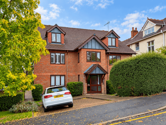 Park View Court, Park View Road, Berkhamsted