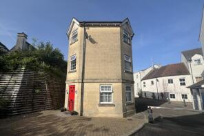 139, Eastcliff, Bristol BS20 7AG
