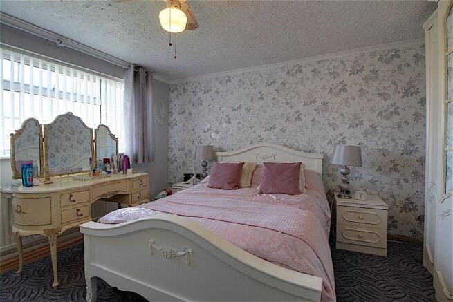Bedroom 1 (Double)
