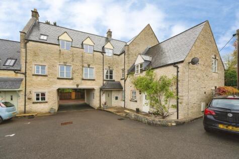 Webbs Court, Northleach, Gloucestershire, GL54