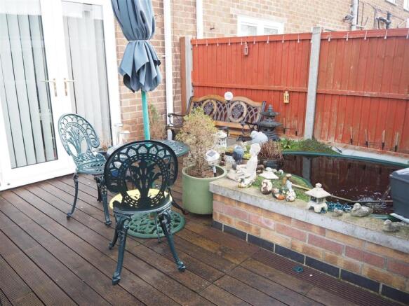 Decked Area & Fish Pond 262