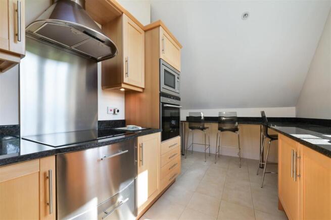 LITTLETON GRANGE, FLAT  (13).jpg