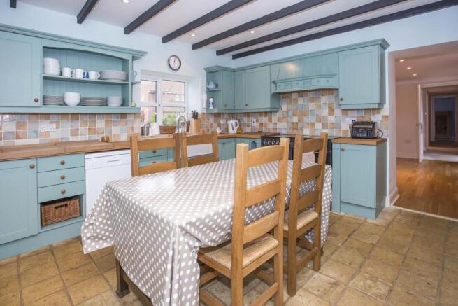 Kitchen/breakfast ro