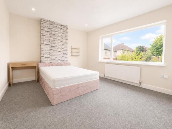 House in Bradford, West Yorkshire - View 6