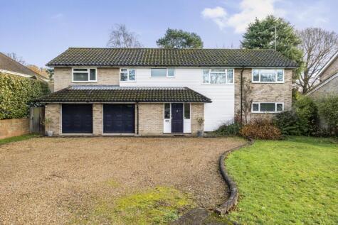 Greenway Close, West Byfleet, Surrey, KT14