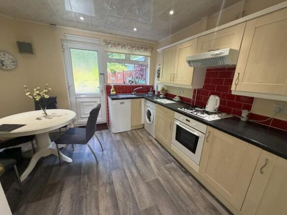 Stanford Crescent, Liverpool, Merseyside, L25 9PL photo 4