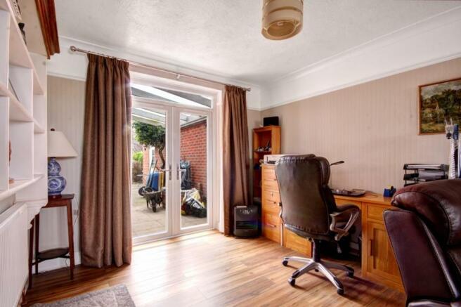 Sitting Room 2.jpg