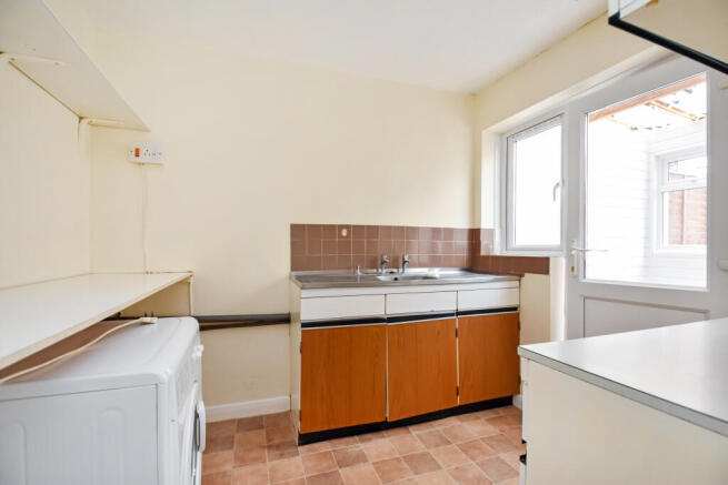 Langlands Road, Cullompton, EX15 photo 4