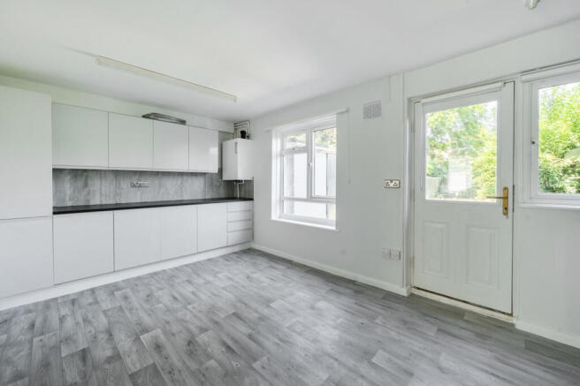 Kitchen/Dining