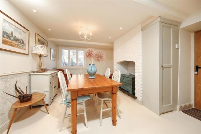 Dining Room.jpg