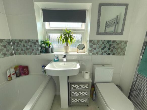 Bathroom.JPG