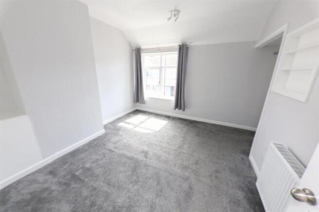 3 bed House for sale Image 9