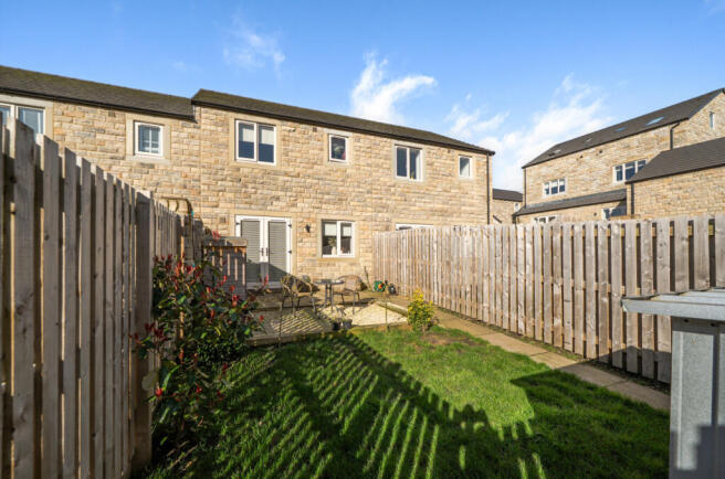 2 bed Terraced for sale Image 9