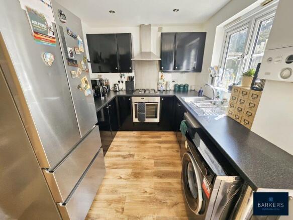 3 bed Terraced for sale Image 6