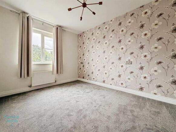 4 bed End of Terrace for sale Image 12