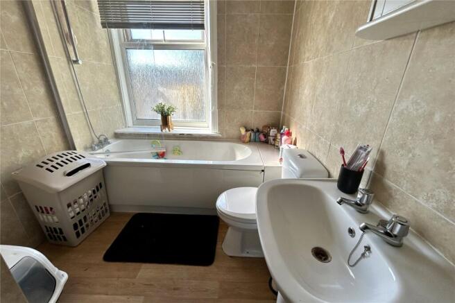 2 bed Terraced for sale Image 5